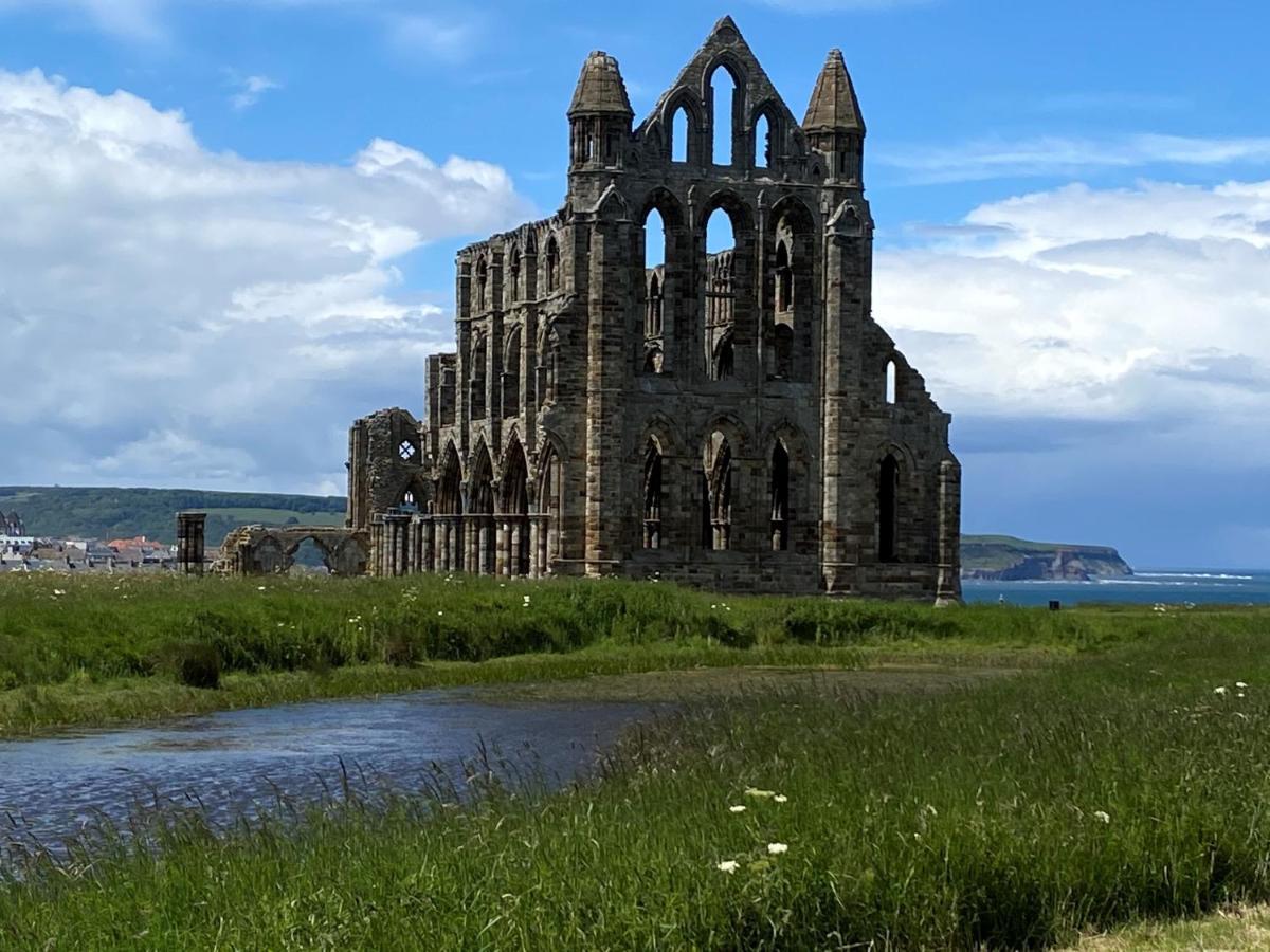 Demeter Cottage Whitby Exterior foto